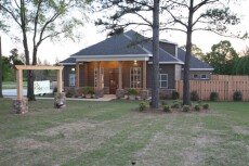 The outside of our veterinary hospital in Prattville, AL